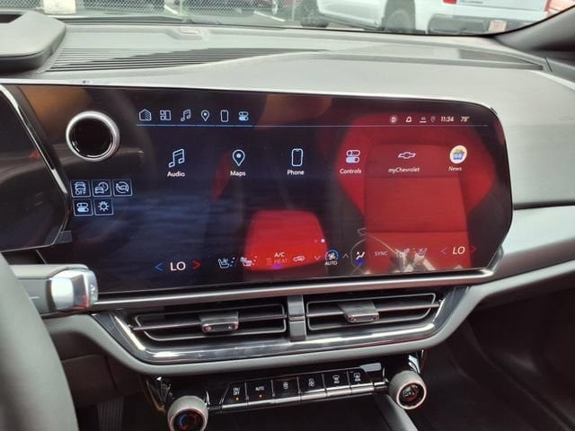2025 Chevrolet Equinox EV RS - Photo 14