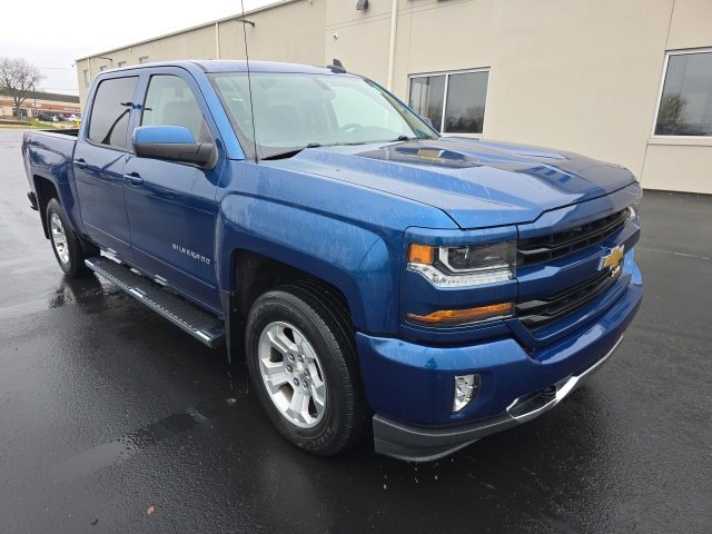 2018 Chevrolet Silverado 1500 LT photo 3