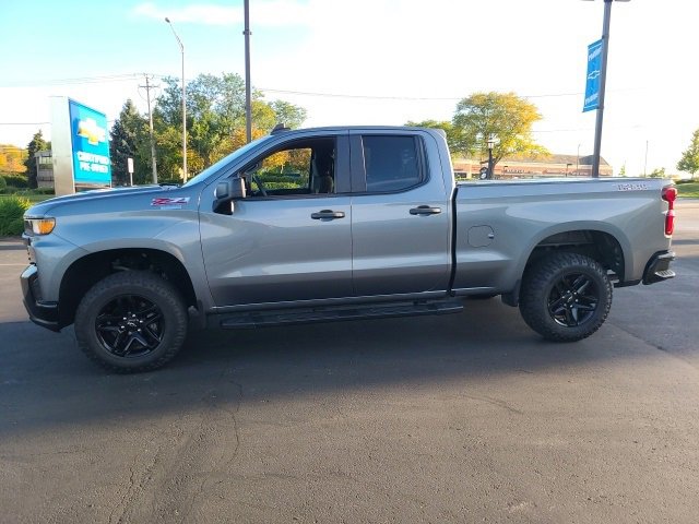 2019 Chevrolet Silverado 1500 Custom Trail Boss photo 2