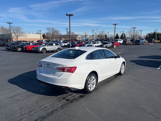 2022 Chevrolet Malibu 1LT photo 4
