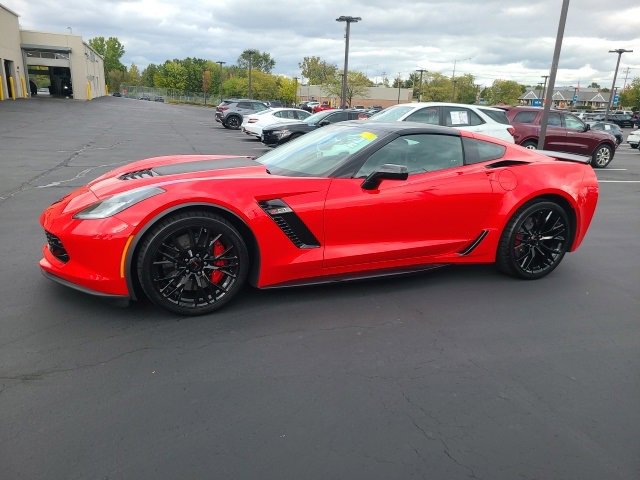 2019 Chevrolet Corvette Z06 2LZ photo 2
