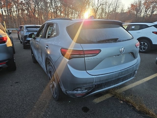 2023 Buick Envision Preferred photo 2