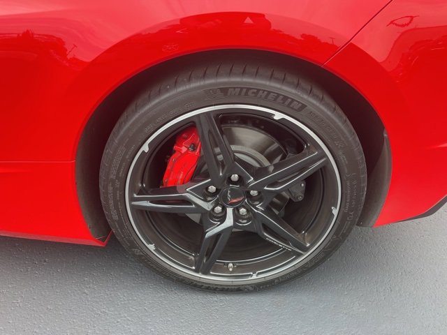 2021 Chevrolet Corvette Stingray 3LT photo 2