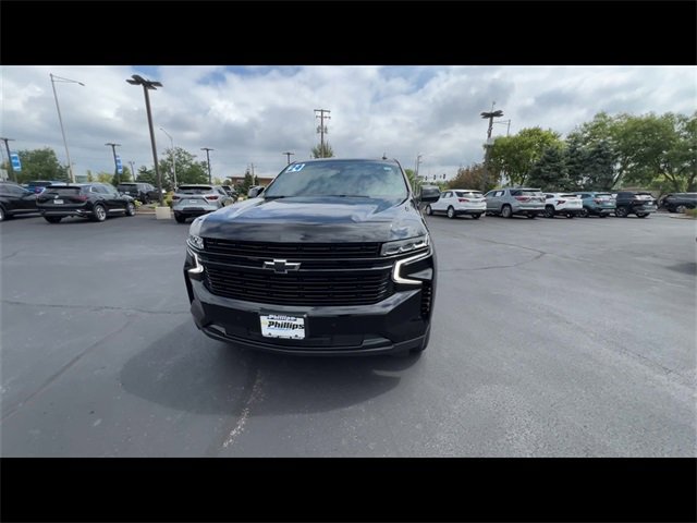 2024 Chevrolet Tahoe RST photo 3