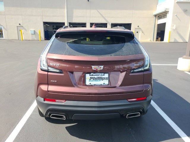 2023 Cadillac XT4 Sport photo 3