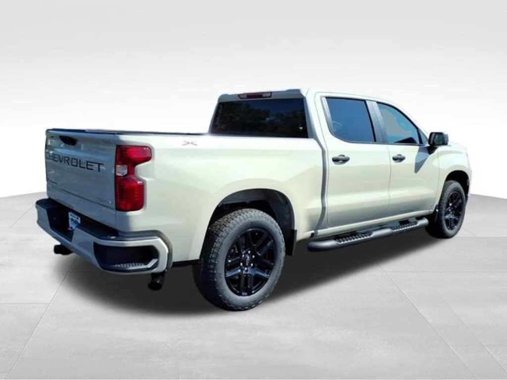 New 2026 Chevrolet Silverado 1500 Custom Truck