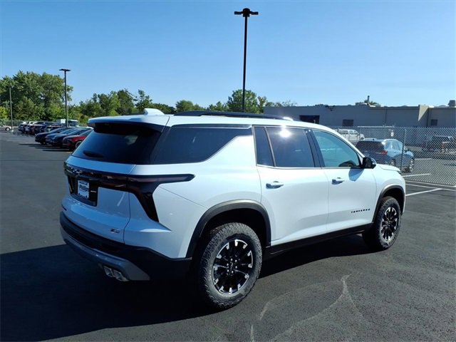 2026 Chevrolet Traverse Z71 photo 3