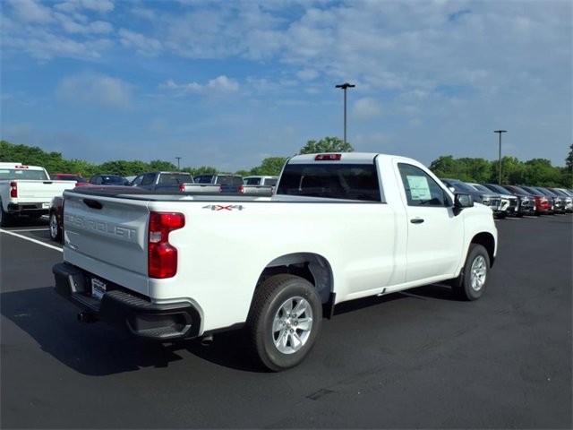 2025 Chevrolet Silverado 1500 photo 3