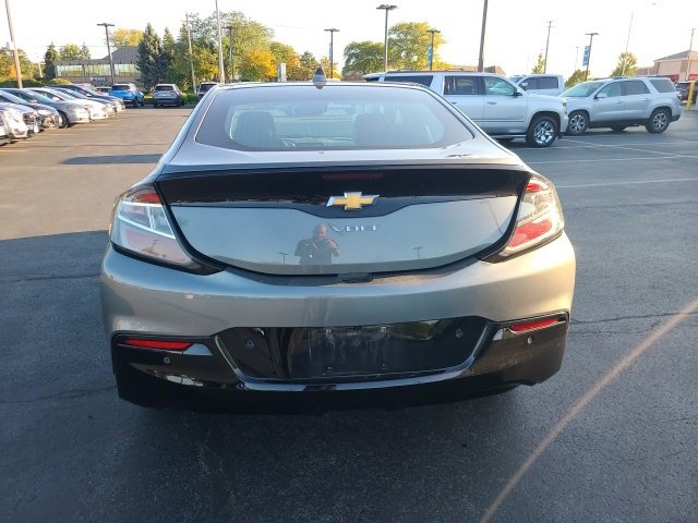 2017 Chevrolet Volt Premier photo 4