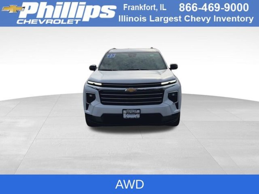 Used 2025 Chevrolet Traverse LT SUV