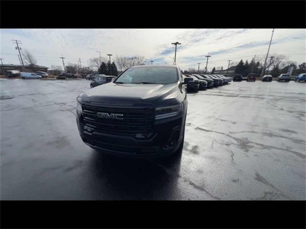 Used 2023 GMC Acadia SLT SUV