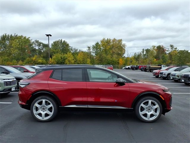 2026 Chevrolet Equinox EV 3RS photo 2