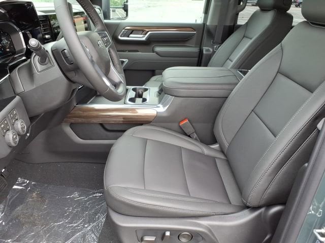2026 Chevrolet Silverado 2500 HD LT - Photo 6