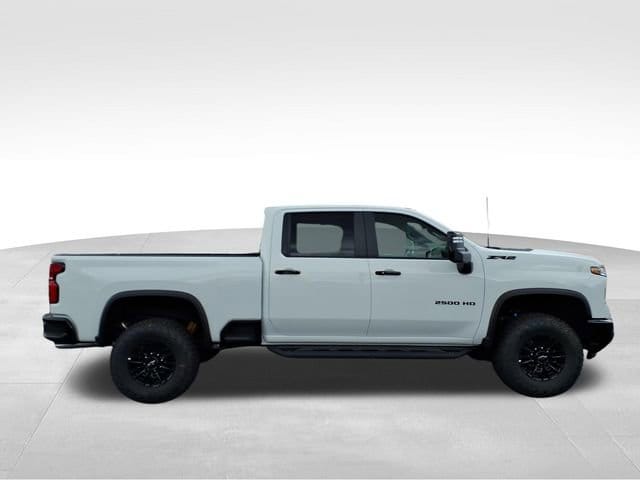 2026 Chevrolet Silverado 2500 HD ZR2 - Photo 2