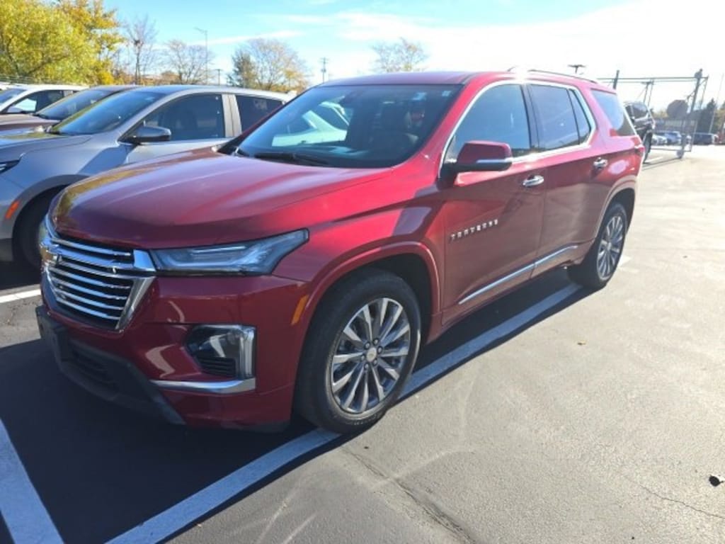 Used 2023 Chevrolet Traverse Premier SUV