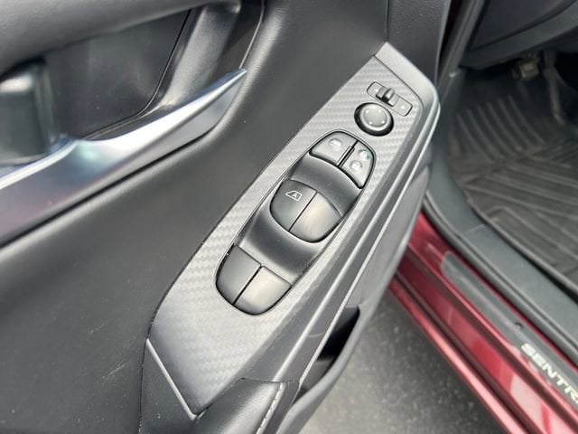 2021 Nissan Sentra SV - Photo 11
