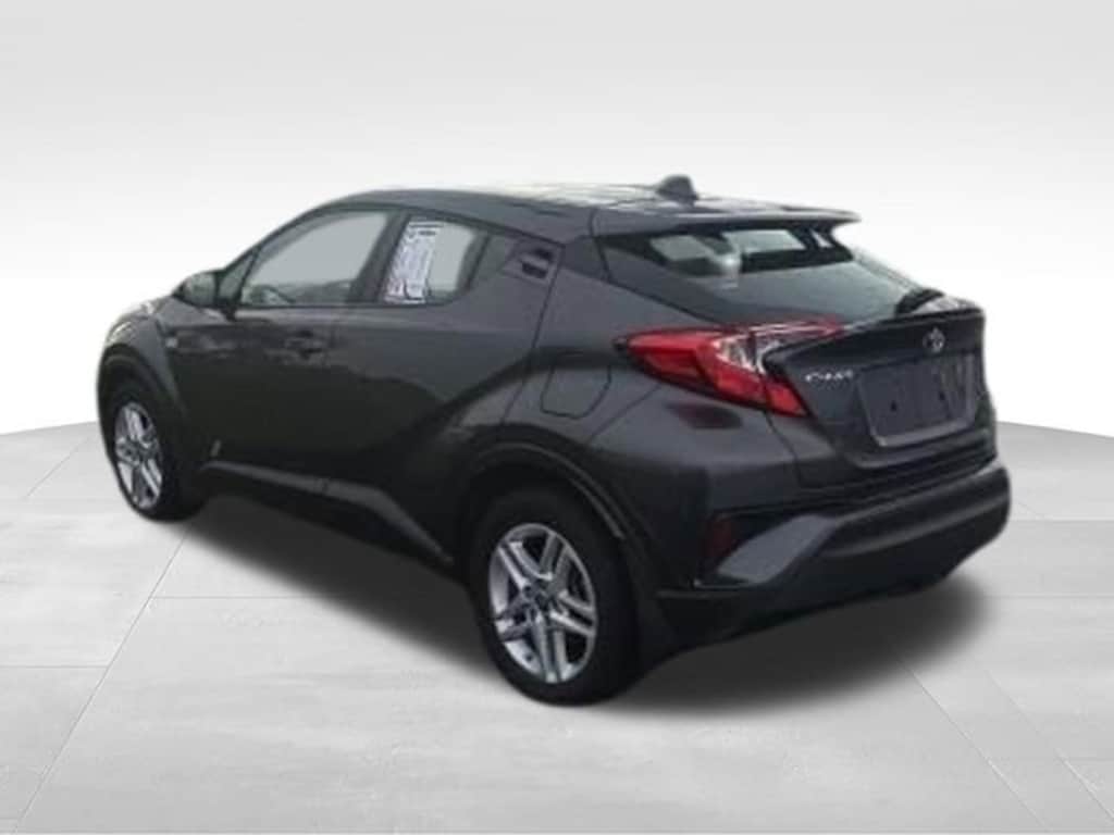 Used 2021 Toyota C-HR LE SUV