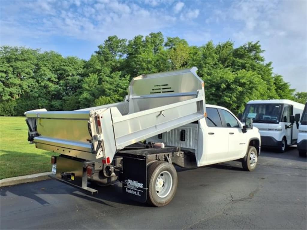 New 2025 Chevrolet Silverado 3500 HD Chassis Cab Work Truck Truck