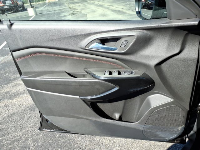 2026 Chevrolet Trax RS - Photo 10