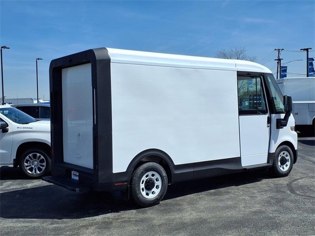 2025 Chevrolet BrightDrop 400 photo 3