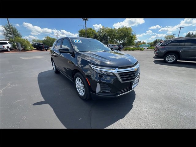 2022 Chevrolet Equinox LT photo 2