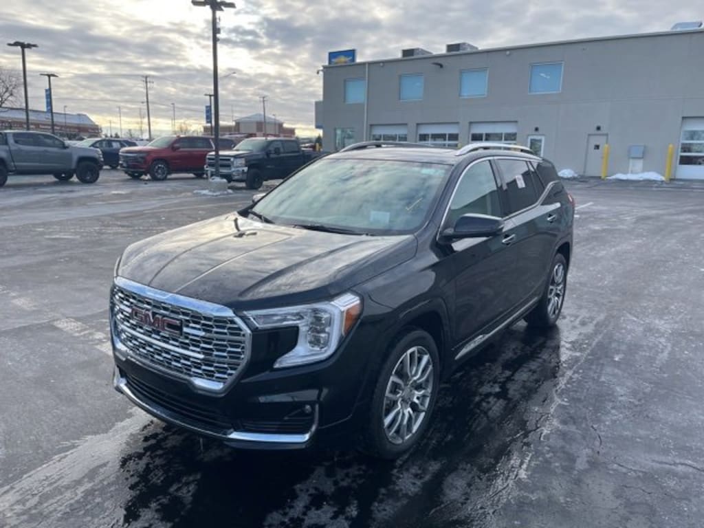 Used 2022 GMC Terrain Denali SUV