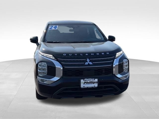 2024 Mitsubishi Outlander ES - Photo 8