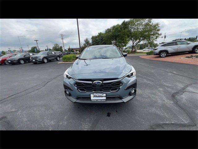 2025 Subaru Crosstrek Premium photo 2
