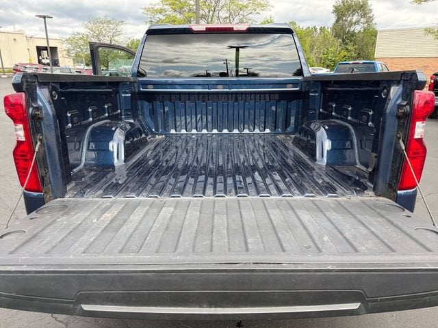 2023 Chevrolet Silverado 1500 LT - Photo 21