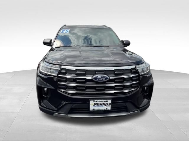 2025 Ford Explorer Active - Photo 8