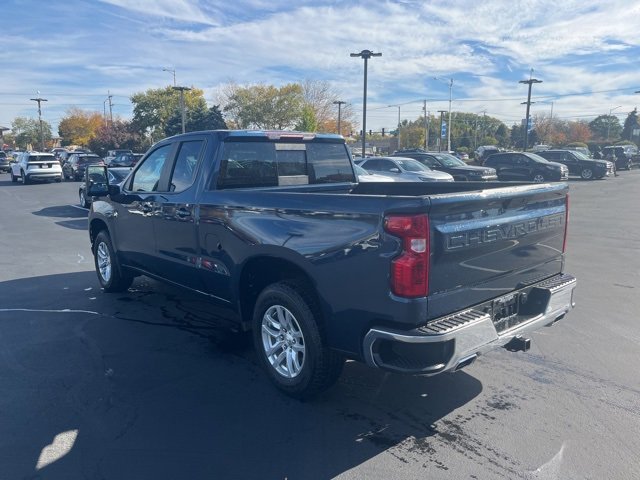 2020 Chevrolet Silverado 1500 LT photo 3