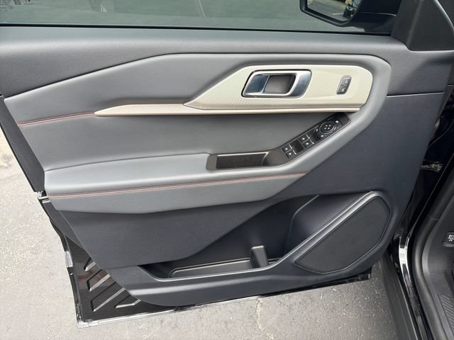 2025 Ford Explorer Active - Photo 10