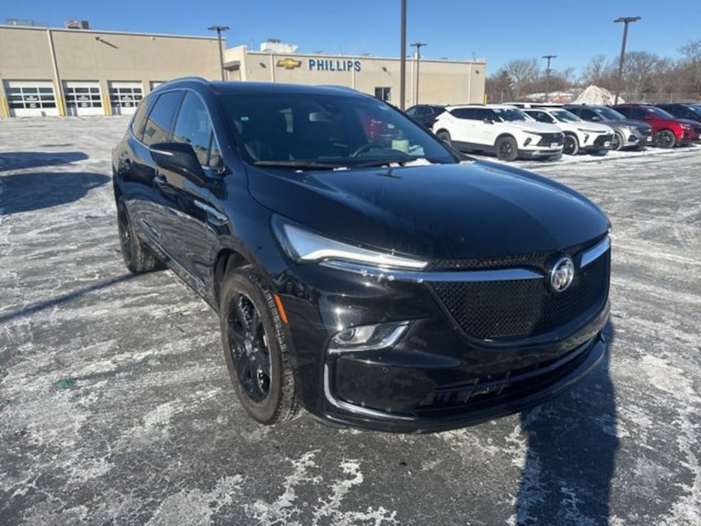 Used 2024 Buick Enclave Essence SUV