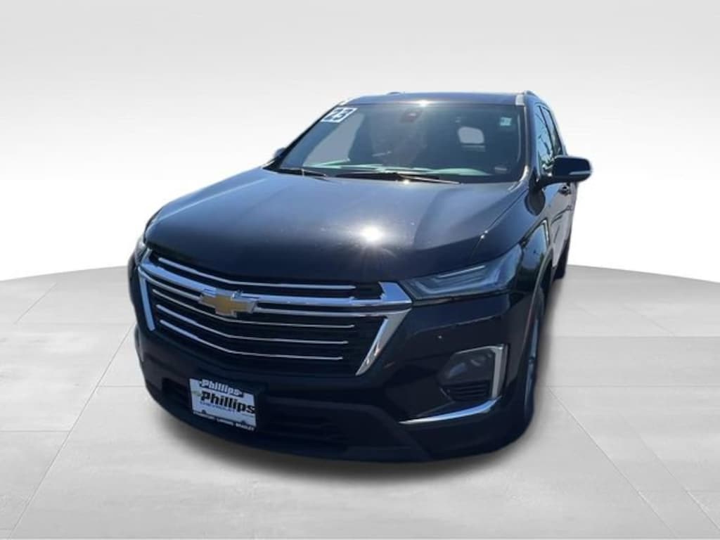 Used 2023 Chevrolet Traverse LT Cloth SUV