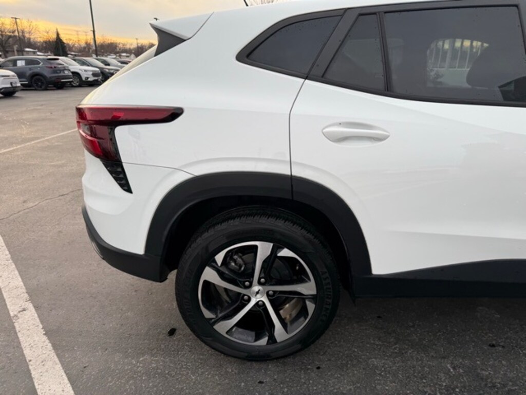 Certified 2024 Chevrolet Trax 1RS SUV