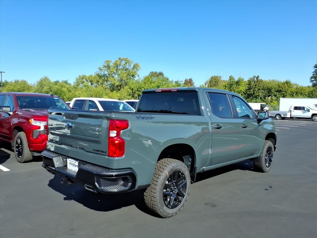New 2026 Chevrolet Silverado 1500 Custom Trail Boss Truck Crew Cab