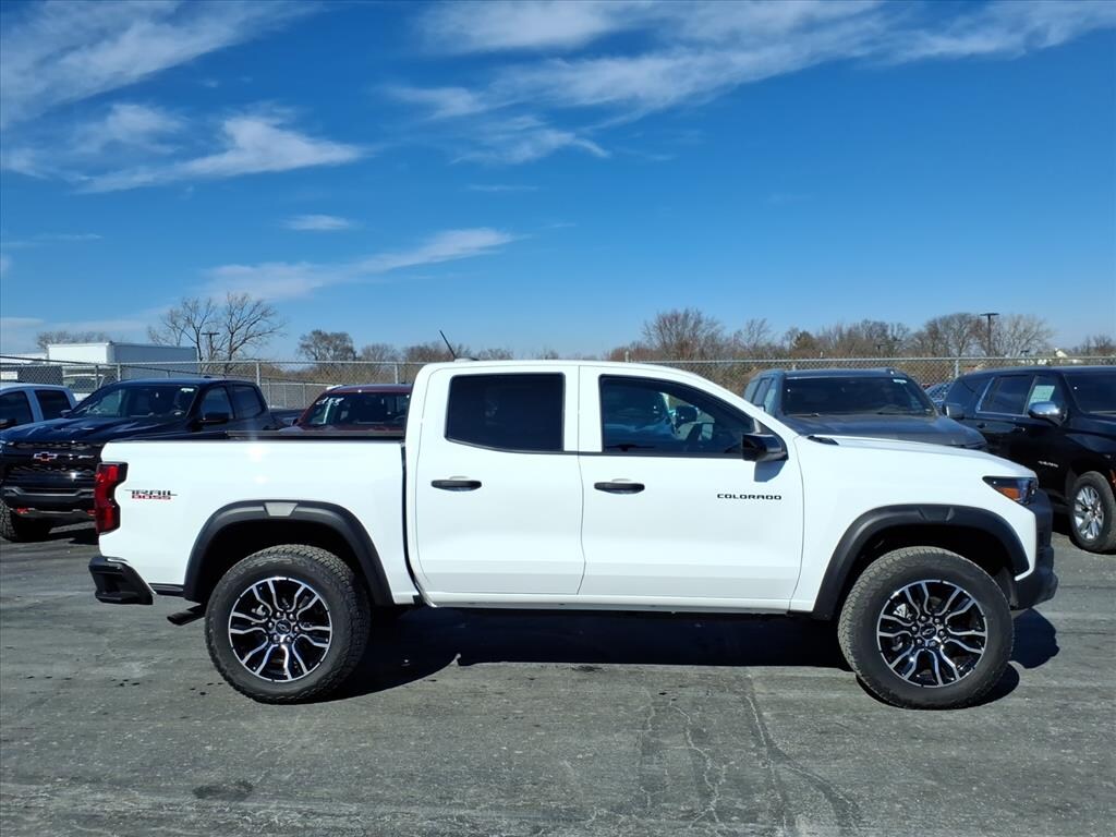 New 2026 Chevrolet Colorado Trail Boss Truck Crew Cab