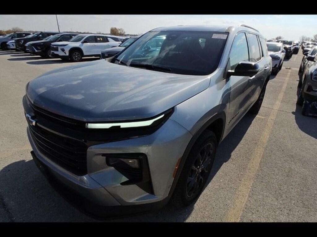 Certified 2024 Chevrolet Traverse LT SUV
