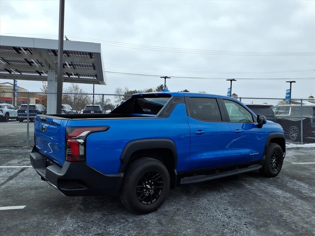 New 2025 Chevrolet Silverado EV LT Truck Crew Cab
