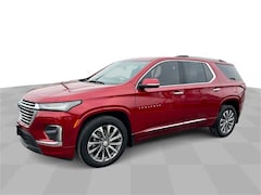 2023 Chevrolet Traverse Premier SUV