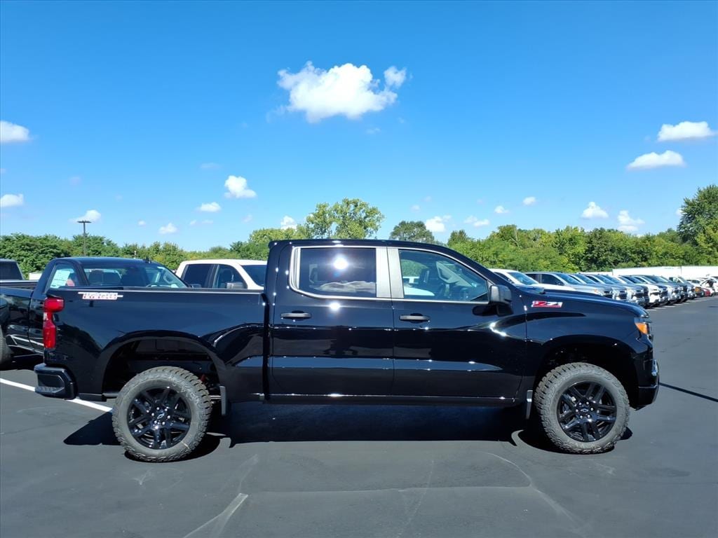New 2026 Chevrolet Silverado 1500 Custom Trail Boss Truck Crew Cab