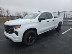 2022 Chevrolet Silverado 1500 Custom Truck Double Cab