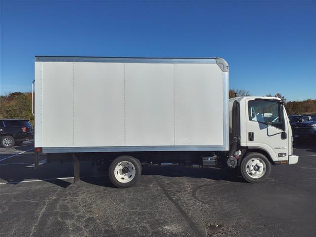 2025 Chevrolet Silverado 4500HD photo 3