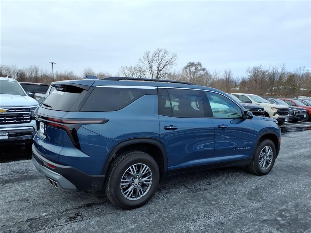 New 2025 Chevrolet Traverse LT SUV