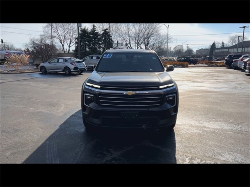 Certified 2025 Chevrolet Traverse LT SUV