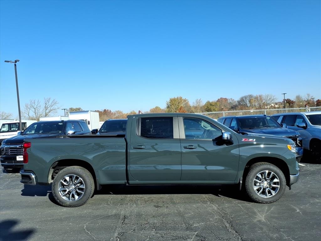 New 2026 Chevrolet Silverado 1500 LT Truck Crew Cab