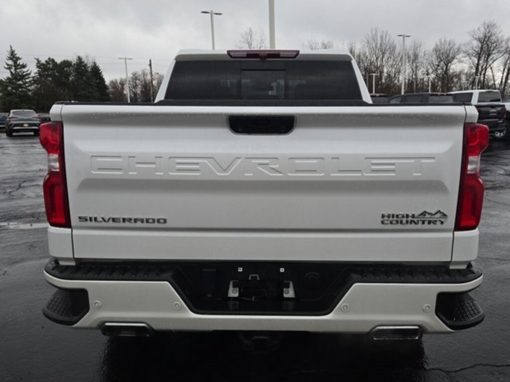 Certified 2022 Chevrolet Silverado 1500 High Country Truck Crew Cab