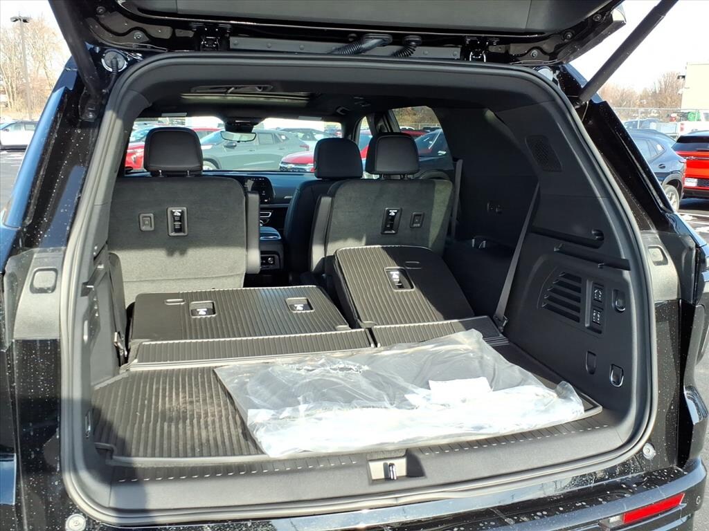 New 2026 Chevrolet Traverse RS SUV