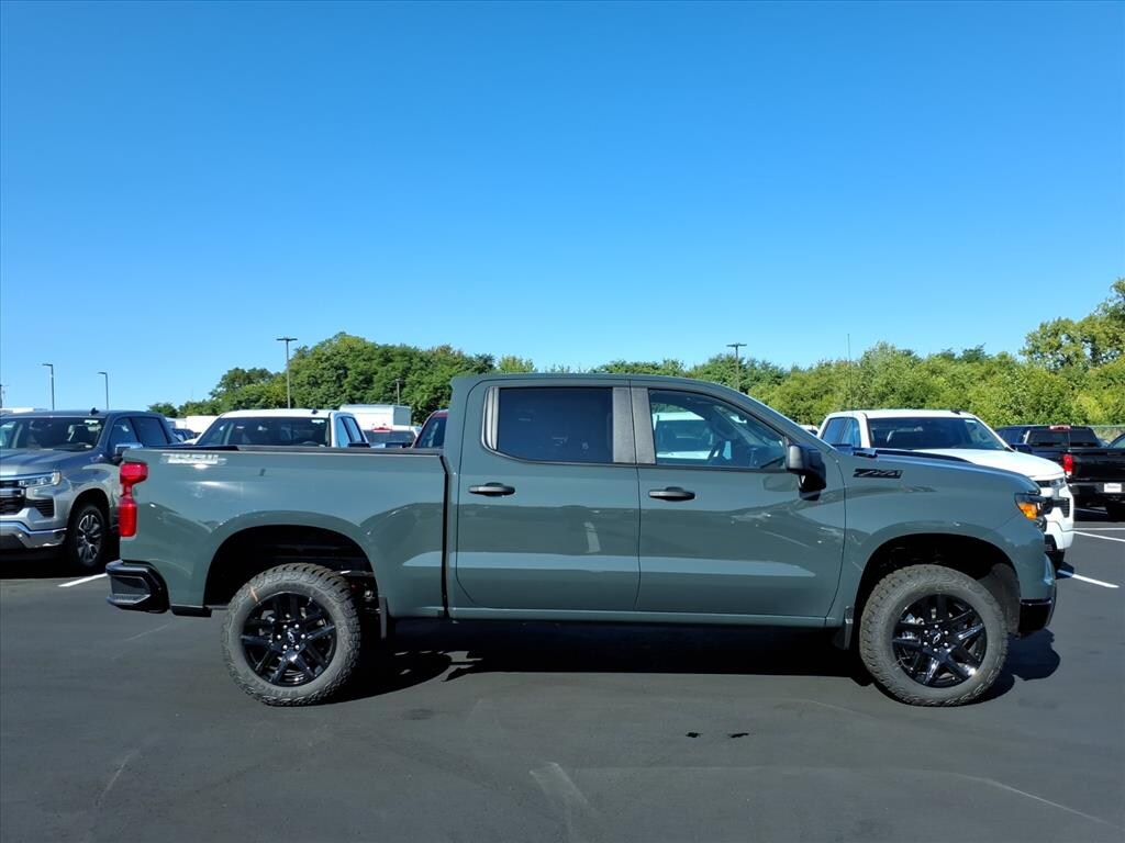 New 2026 Chevrolet Silverado 1500 Custom Trail Boss Truck Crew Cab