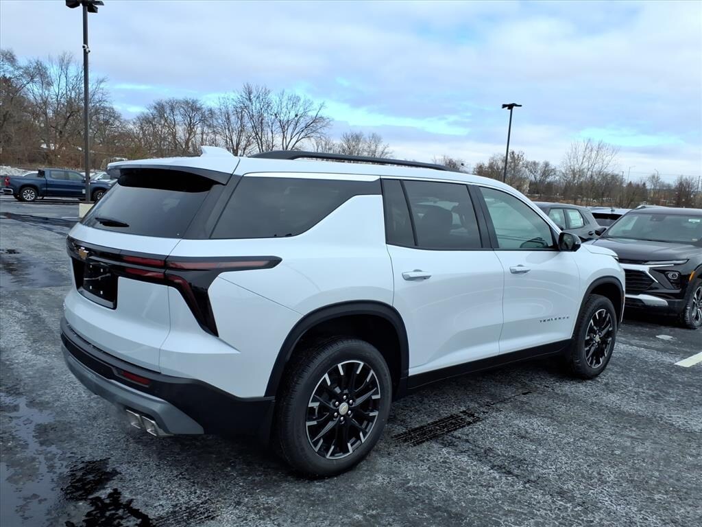 New 2026 Chevrolet Traverse LT SUV
